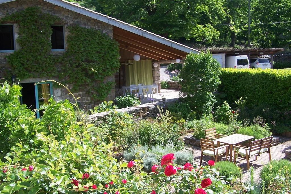 Domaine De Salomony Villa Marcols-les-Eaux Exterior photo